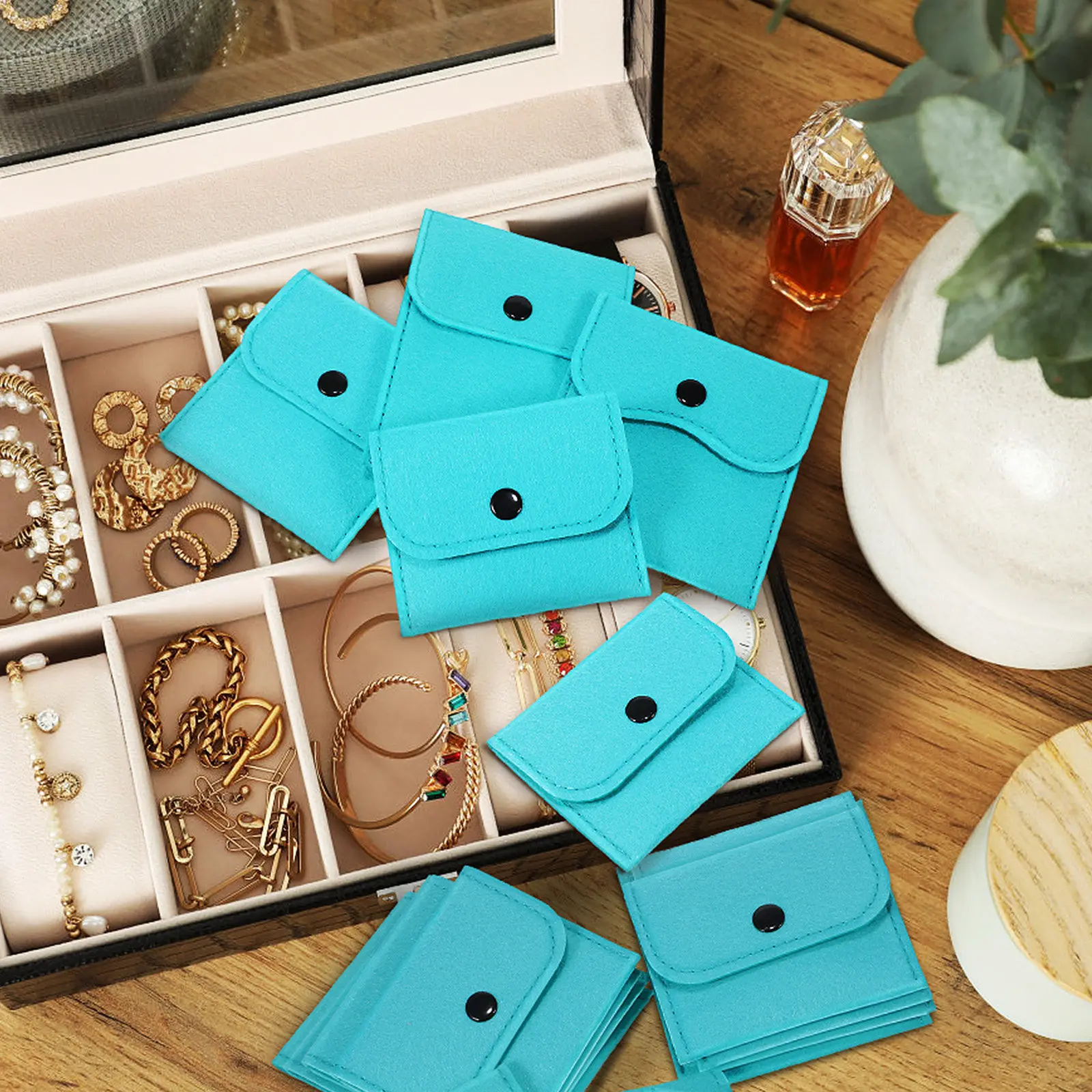 

12Pcs Jewelry Pouches Felt Snap Closure Small Jewelry Storage Bags Necklace Bracelet Earring Holder Packaging for Travel Gifts