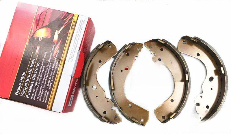 

Pickup rear brake pads rear brake drum skin