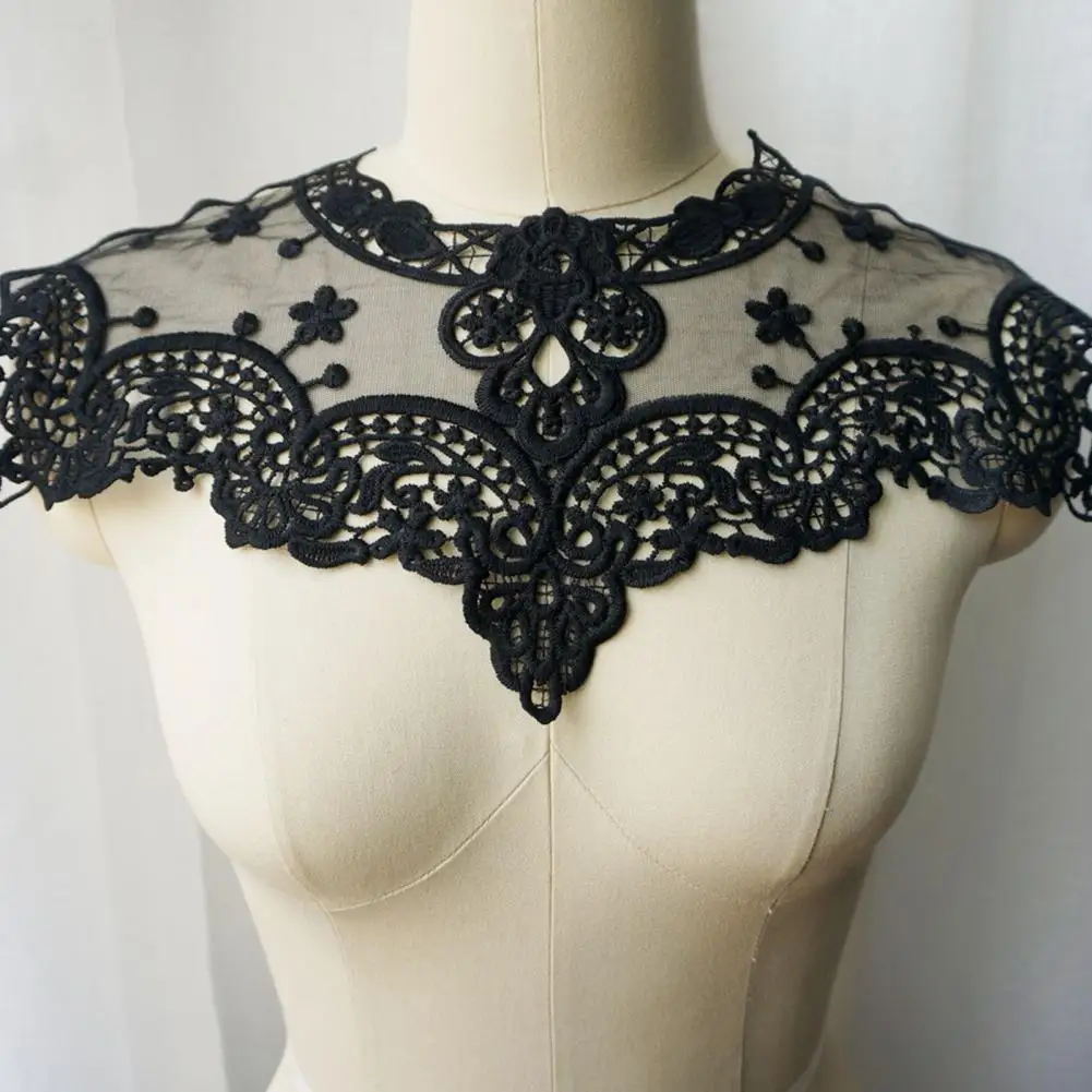 Women Lace Fake Collar Vintage Hollow Lace Neck Collar Embroidery Flower Mesh Clothing Applique DIY Neckline Collar Sewing Trims