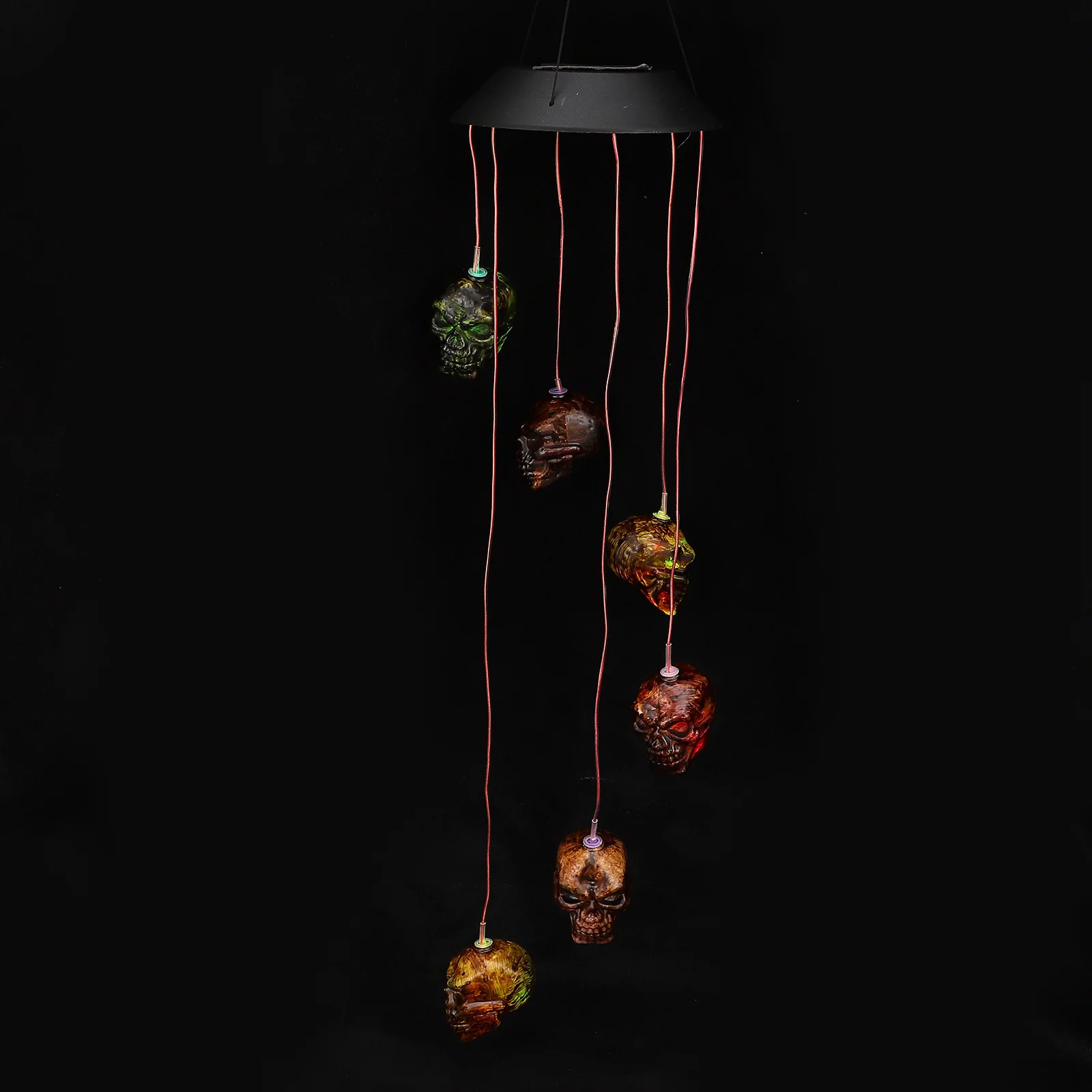 

1pc Skull Wind Solar Powered Led Halloween Solar Light Light For Outdoor Indoor Halloween Decor Garden Pendant Lamp Waterproof