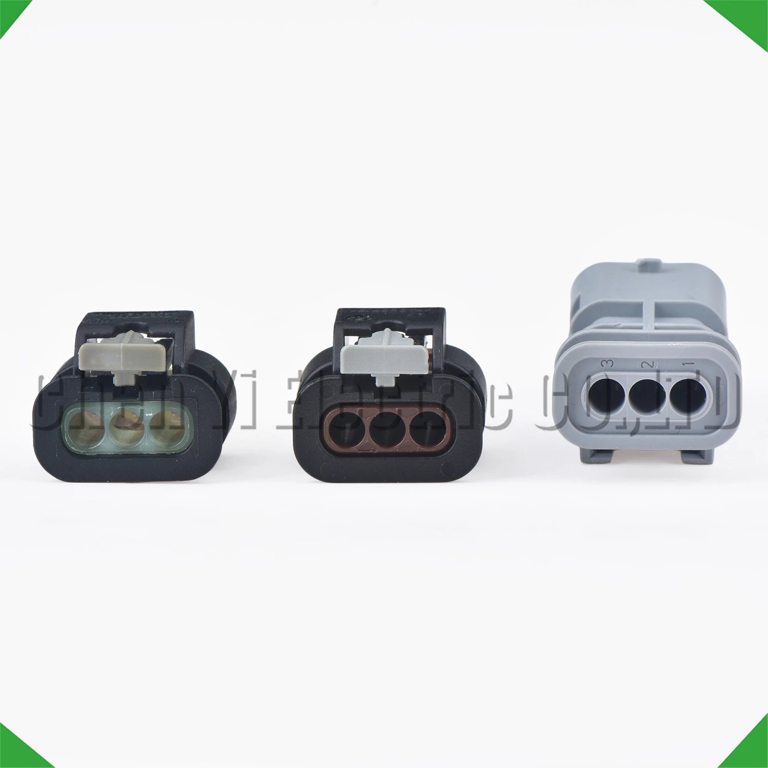 3 ピン自動車コネクタリバースレーダープローブ電気アイワイヤーハーネスプラグ 4F0973703A 2-1718644-1 2-1718652-1 2-1703496-7