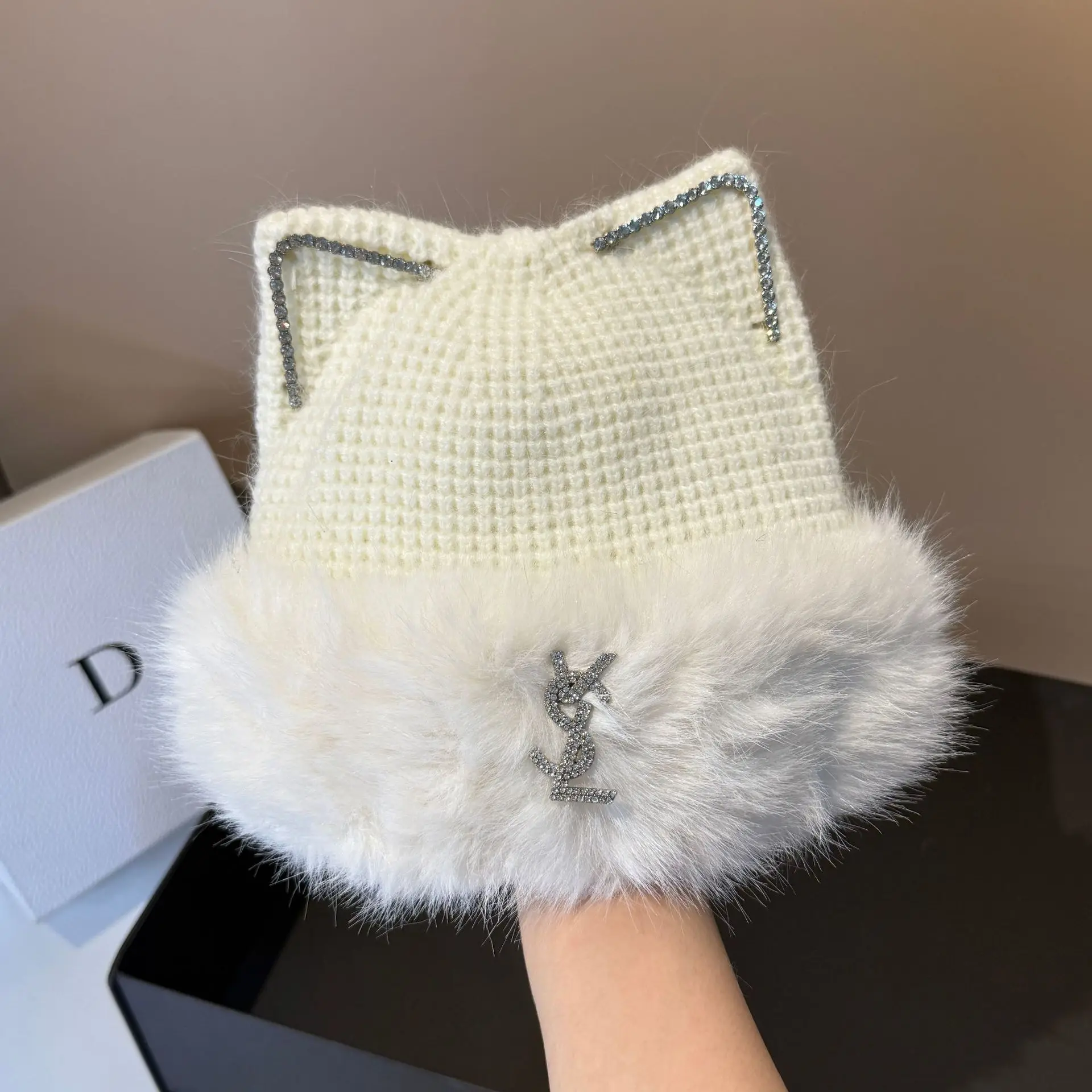 Berretto da donna con orecchio di gatto a doppio strato, cappello lavorato a maglia in pelliccia sintetica, berretto da cacciatore caldo invernale dimagrante carino