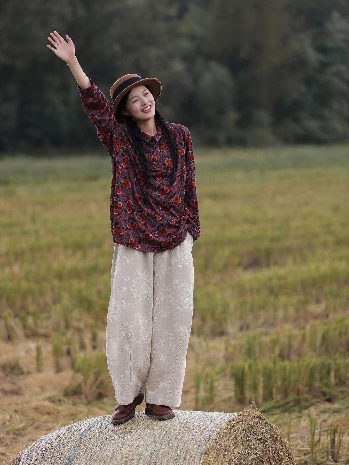 

Original Waed Vintage Floral Embroidery Cotton Loose Wide Leg Pants Artistic Sle Casual Trousers for Women Autumn Season