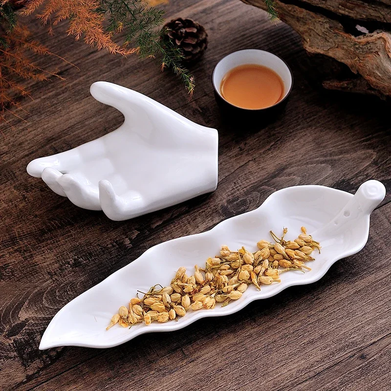 Bergamot Leaf Shape White Ceramic Dinner Plate Irregular Sushi Plate Molecular Cooking Tableware Kitchen Dining Supplies