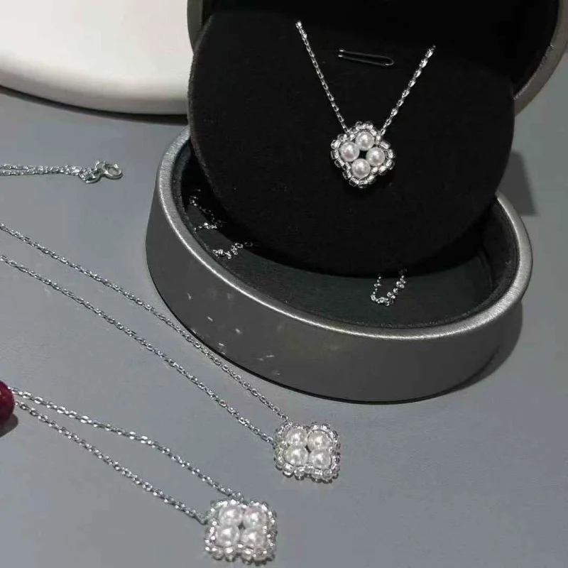 

SGARIT Lucky Four-Leaf Clover Pearl Collar Necklace for Women S925 Sterling Silver Natural Freshwater Pearl Necklace