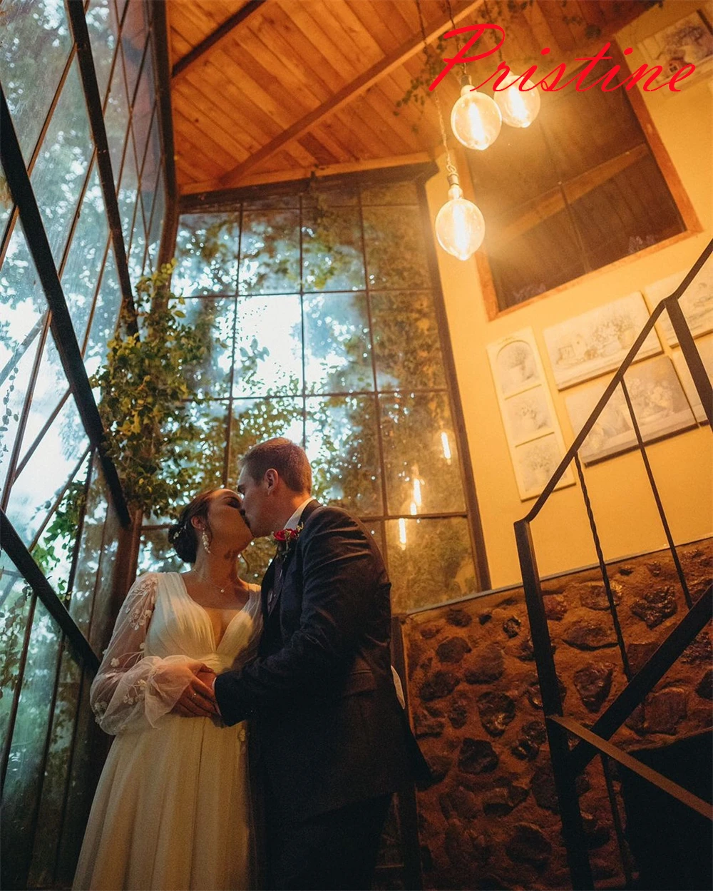 맞춤형 화이트 저지 신부 가운 기질 v 넥 긴 소매 웨딩 드레스 채플 트레인 아플리케 백리스 드레스