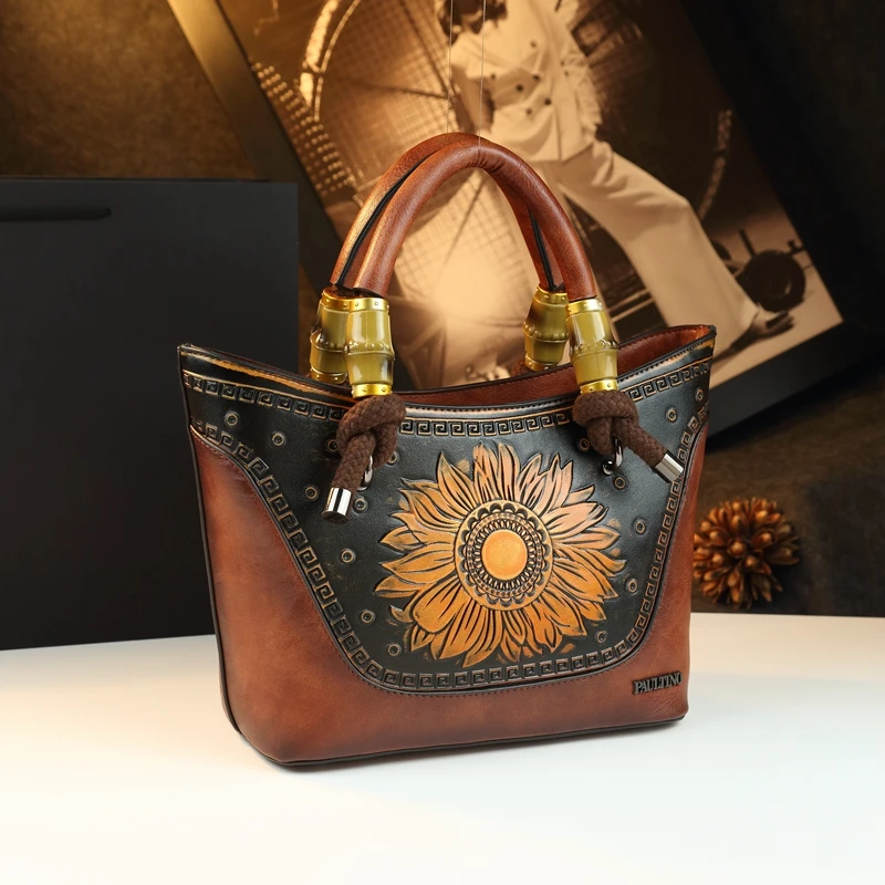 

Luxury Embossed Genuine Leather Women Handbags Portable Mom Bag 2025 New Large Capacity Middle-Aged Shoulder Messenger Bags