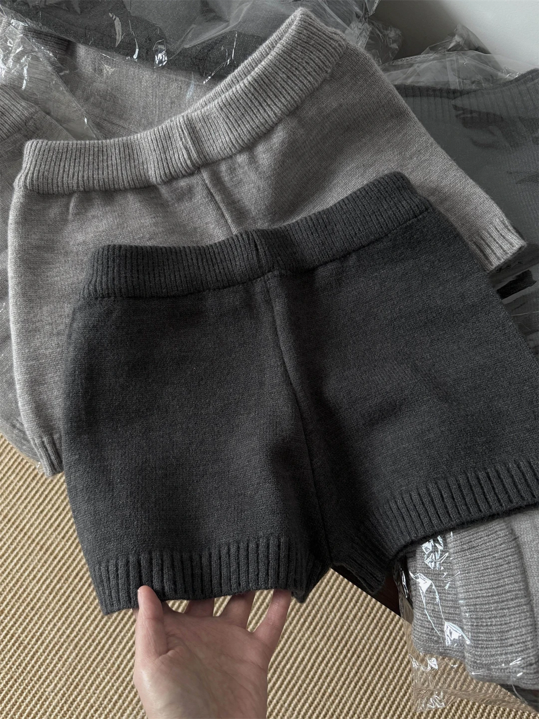 

Серые вязаные шорты-кюлоты для женщин, осенне-зимняя верхняя одежда, сексуальные вязаные леггинсы, базовый слой, с высокой талией, широкие штанины