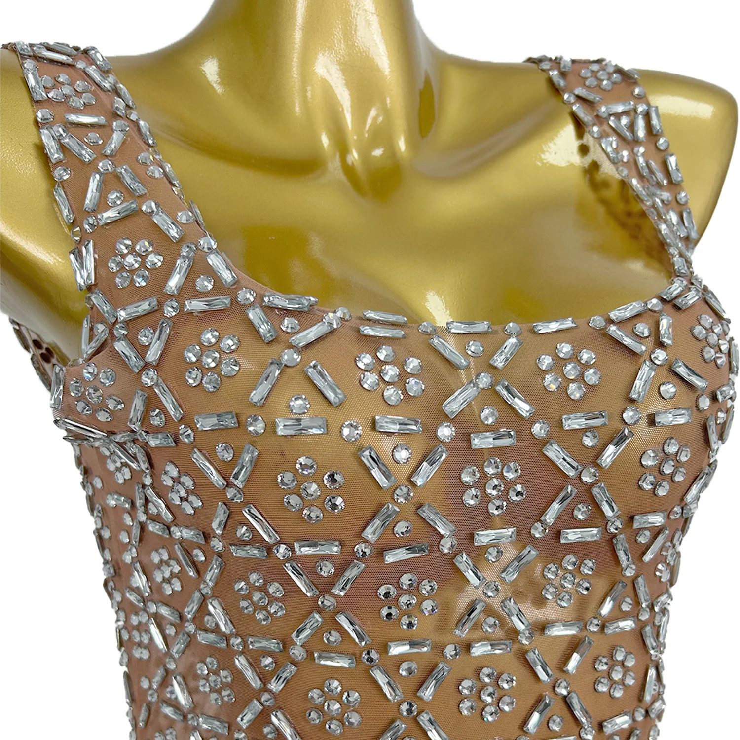 วันเกิดฉลองชุดราตรีเซ็กซี่เวทีเต้นรําชุด Rhinestones เงินสีน้ําตาลโปร่งใสตาข่ายชุด Liujiaoqun