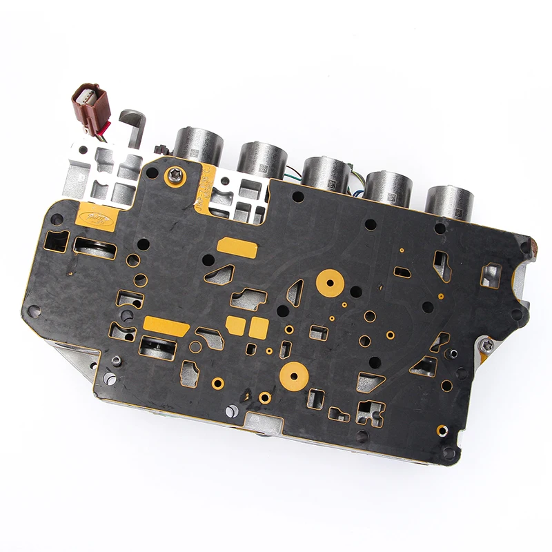 8F24 صمام نقل الجسم مع الأسلاك تسخير لفورد قطع غيار السيارات عالية الجودة ناقل حركة أوتوماتيكي الملف اللولبي صمام الجسم