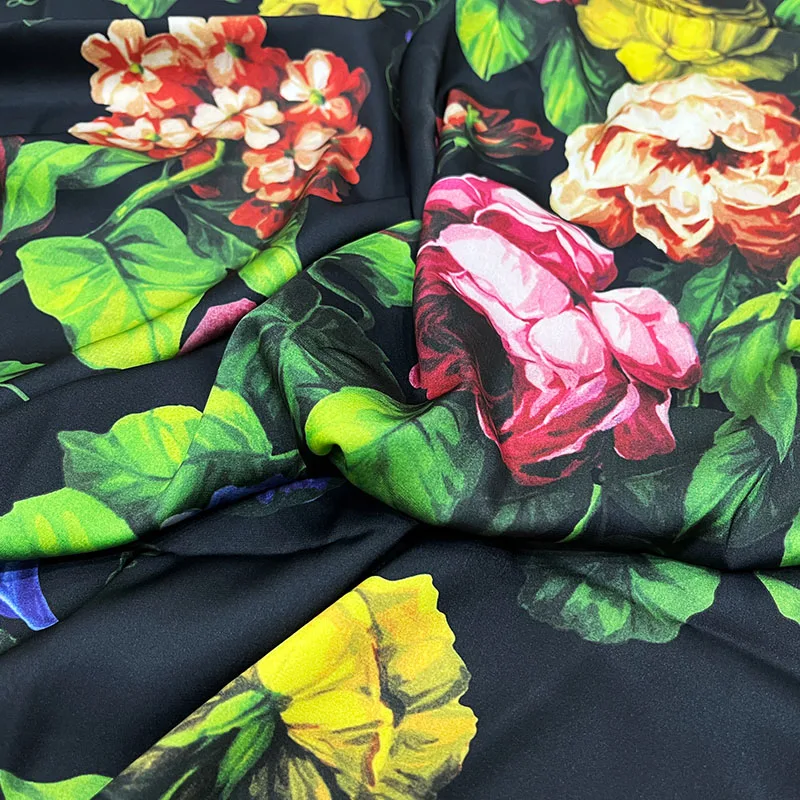 Italian Brand Fashion Designer Fabric LOGO Customized Polyester Chiffon Twill Stretch Satin Poplin Cotton Printing Fabric Cloth