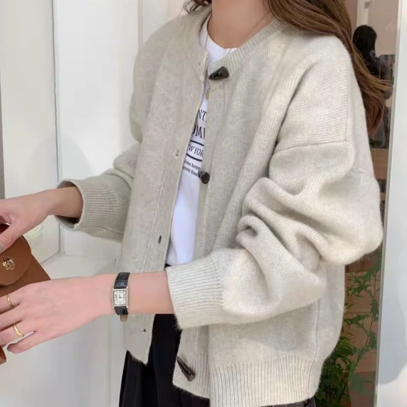 

Fashionable Stylish Versatile Crew Neck Autumn and Winter Sweater Wool Coat 100% Pure Cashmere Knitted Cardigan for Women Top