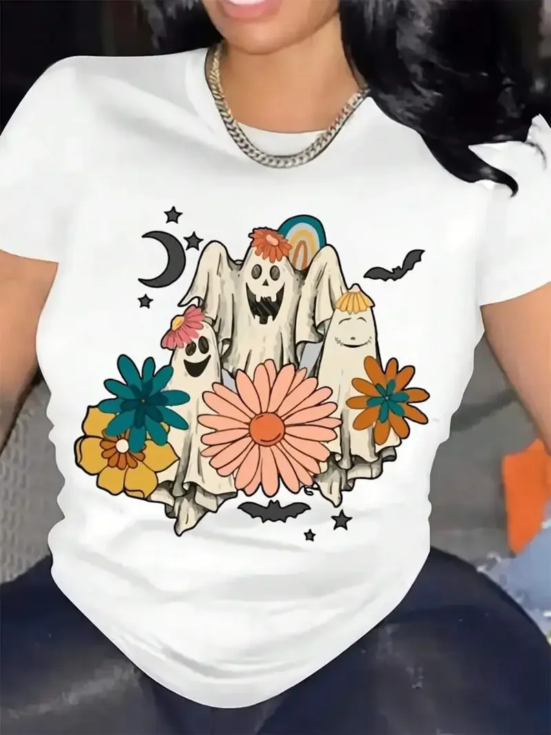 เสื้อยืดฮาโลวีนขนาดใหญ่ของผู้หญิง - Black Spooky Ghosts, Pumpkins, Bats, Floral & Stars Graphic Tee, All-Season Casual Shirt