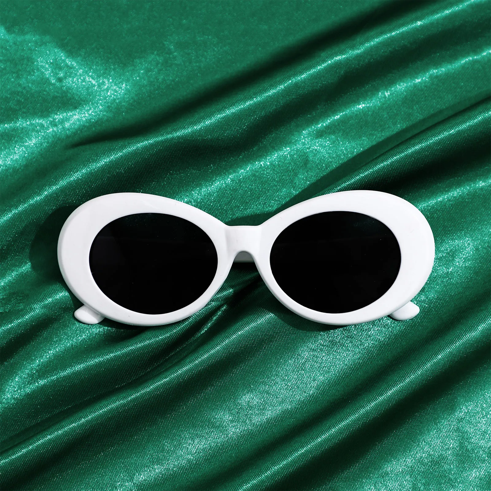 Halloween Dress Up Set Costume Accessories Including Hat Sunglasses Kerchief Etc Party Costumes Dress Up Supplies for Adults