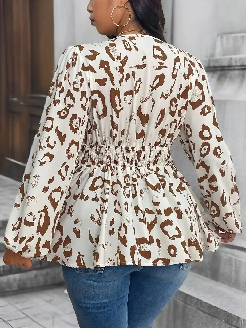 Neues Leopardenmuster Modisches und Elegantes Übergrößen-Damen-Langarmhemd mit Taillenbetonung – Detail 2