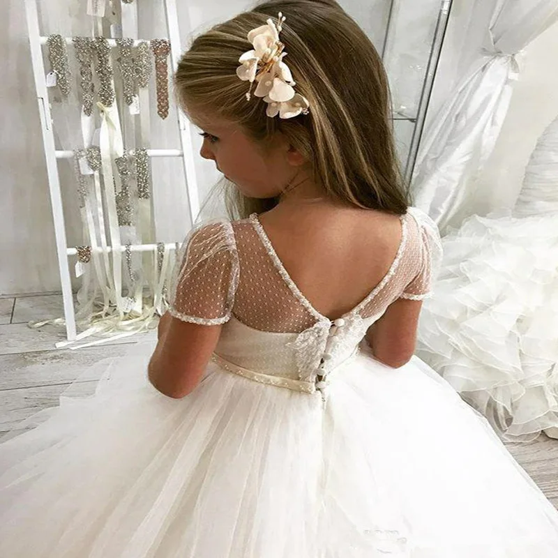 

Lovely Flower Girl Dress Short Sleeves Tulle Princess Dress Girl Dress First Communion Gown Girl Wedding Party Customize Gown