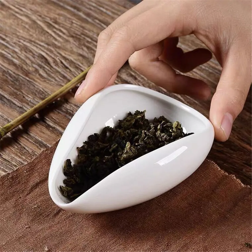 White Porcelain Cha He * Tea Presentation Vessel Kung Fu Tea Accessories
