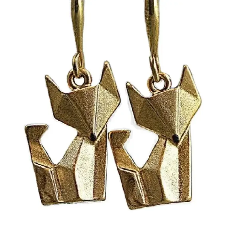 Creative Golden Fox Earrings for Women Fashion Gold Color Folding Fox Animal Pendant Dangle Earrings Jewelry Aretes De Plastico