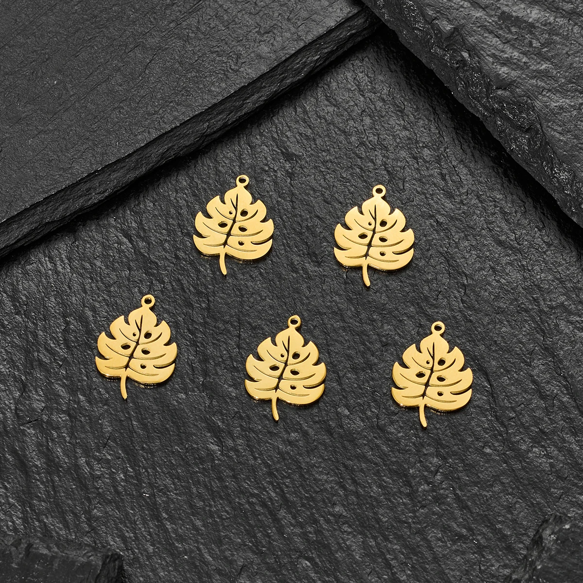 5Pcs/Lot Diy Charms Stainless Steel Leaf Pendant For Women Jewelry Making Accessories Dangle Charm Necklace Wholesale Trinket