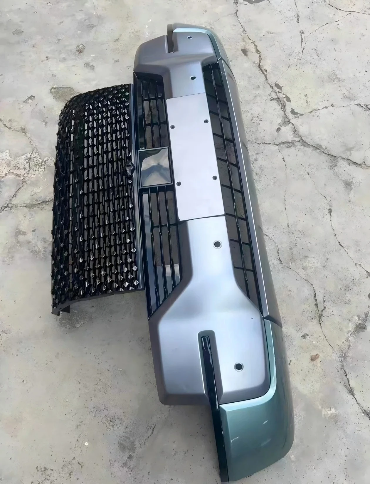 OEM Used Front End Module Front Bumper Grille for BYD Yangwang U8 U9 Genuine Auto Parts