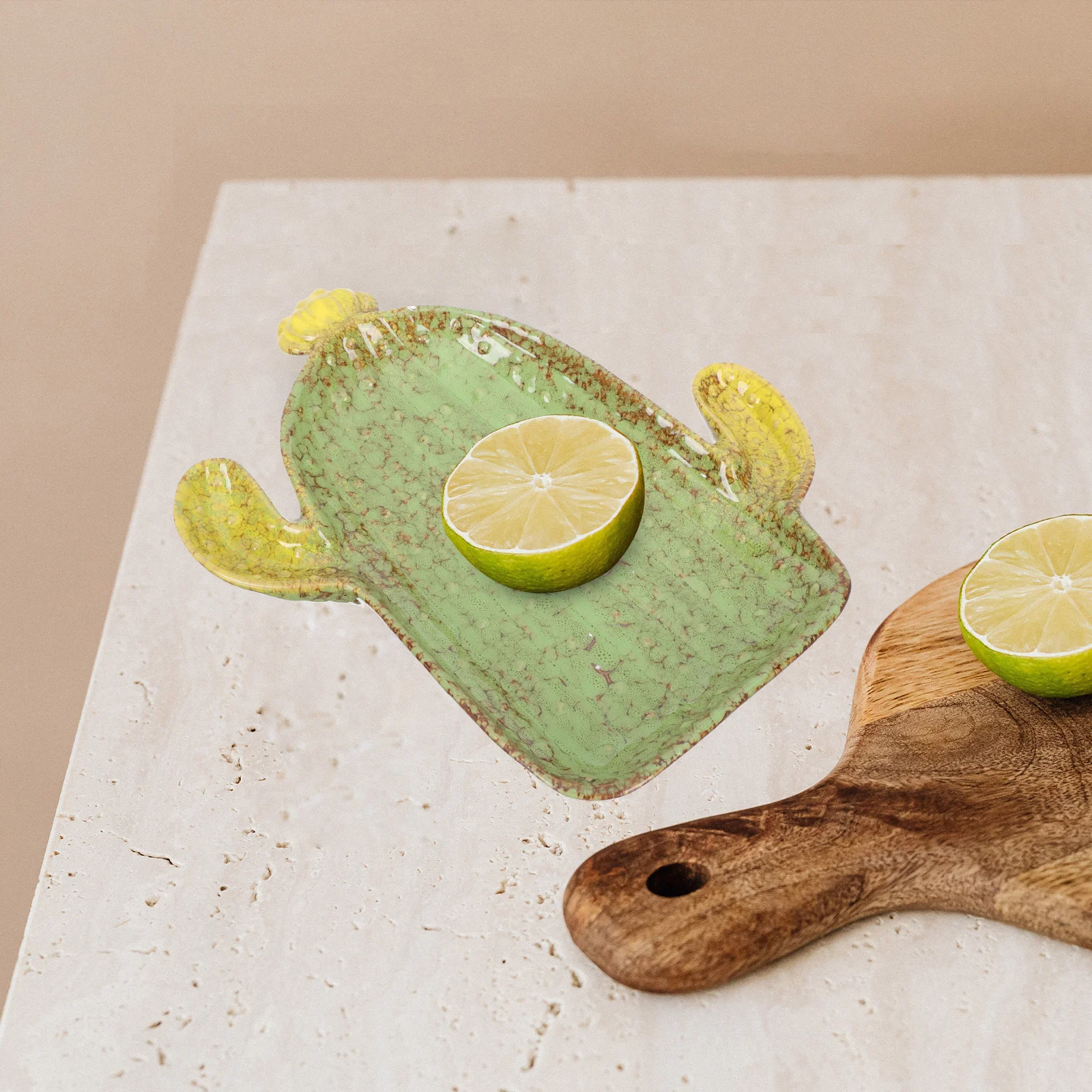 

Ceramic Sweet Plate Adorable Breakfast Dish Fruits Salad Multi-Purpose Kitchen Food Serving Plate for Home Hotel Decorative Use