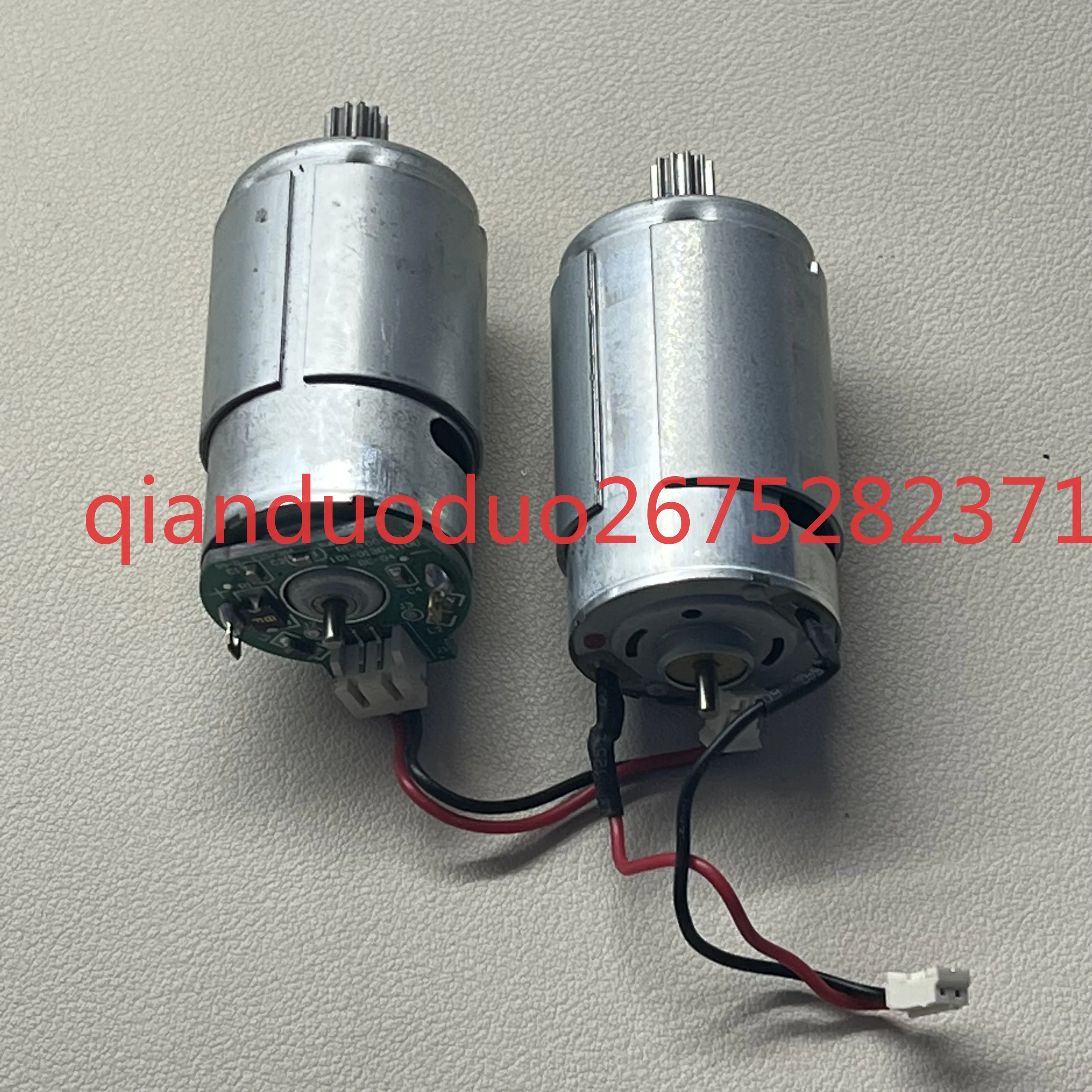 

Подходит для подметального робота Keworth CEN5545661/DF433345/DH456/DG5800, бесщеточный роликовый двигатель