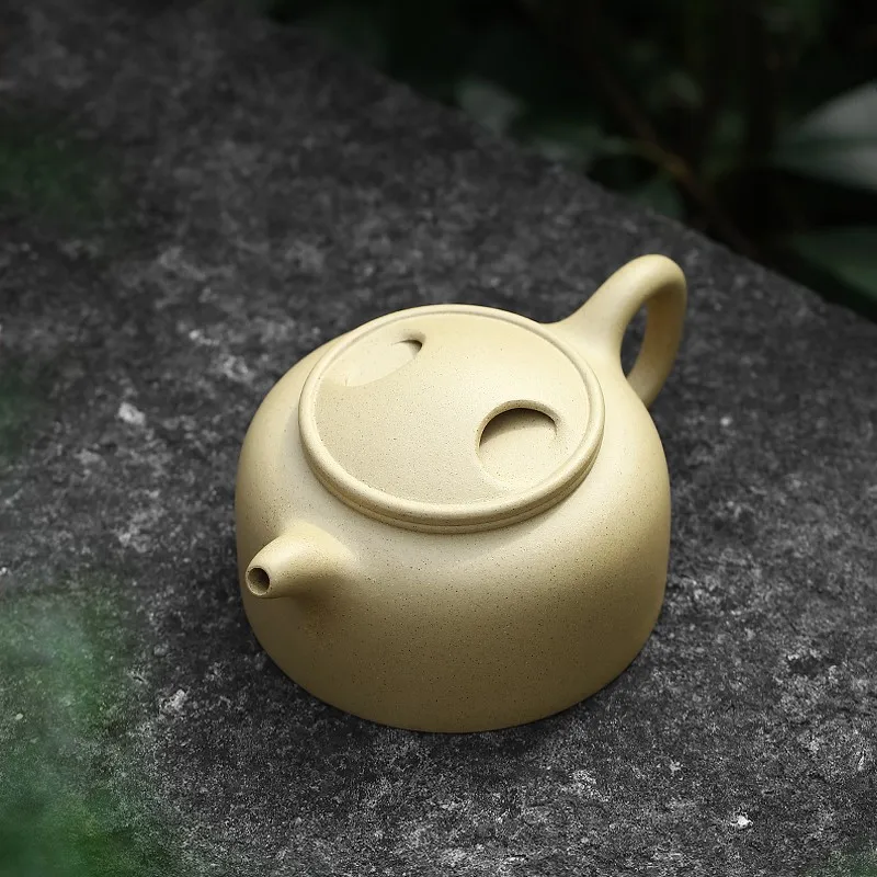 

Zanghutianxia Yixing Purple Clay Pot Handmade Purple Sand Teaware Single Pot Raw Ore Benshan Green Mud Teapot Cow Cover Pot Cow