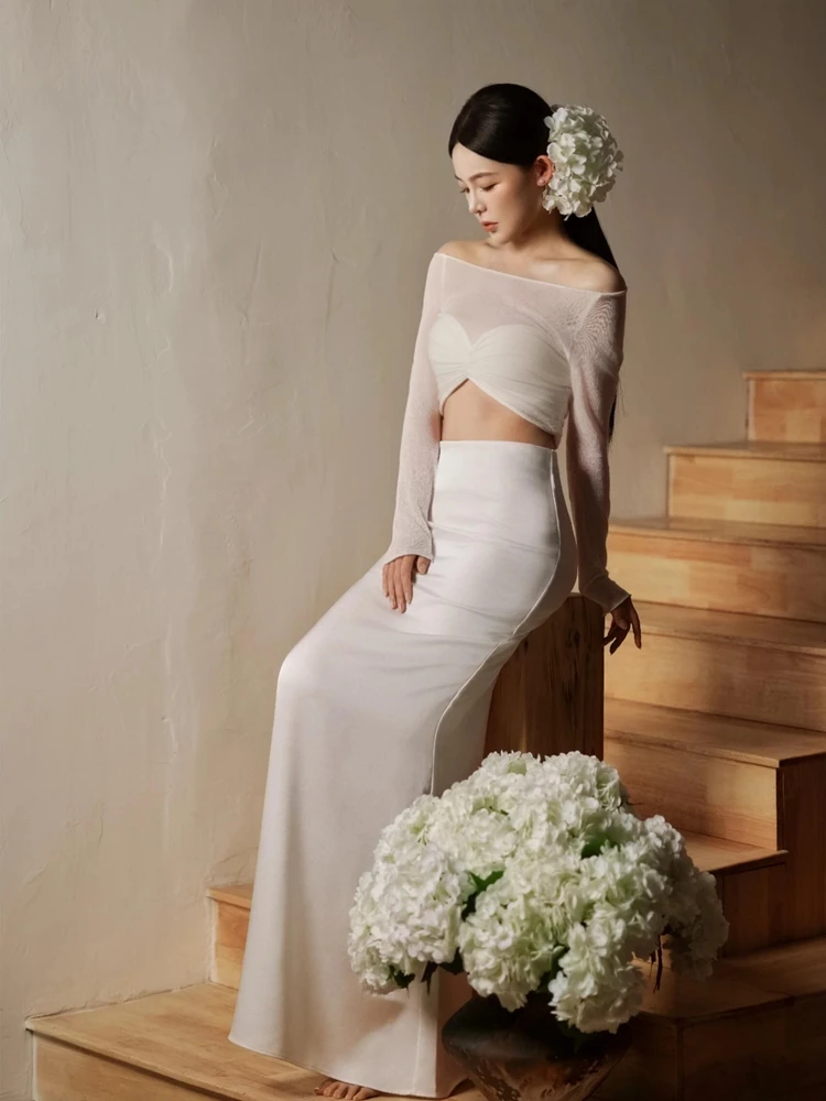 

New 2026 Fashion Studio Goddess Atmosphere Photo Emotionally Beautiful Personal High-End Sensation Photography Artistic Portr...