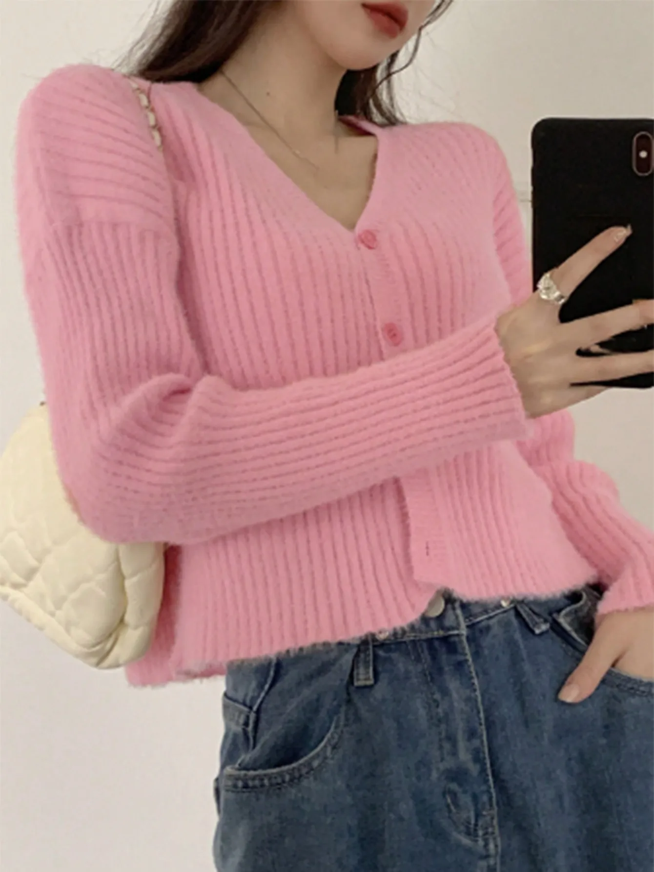 Korean Chict Autum Sweet Age-Reducing V-Neck Pink Knitted Cardigan Internet Celebrity Hot Style Fashionable Short Tops for Women