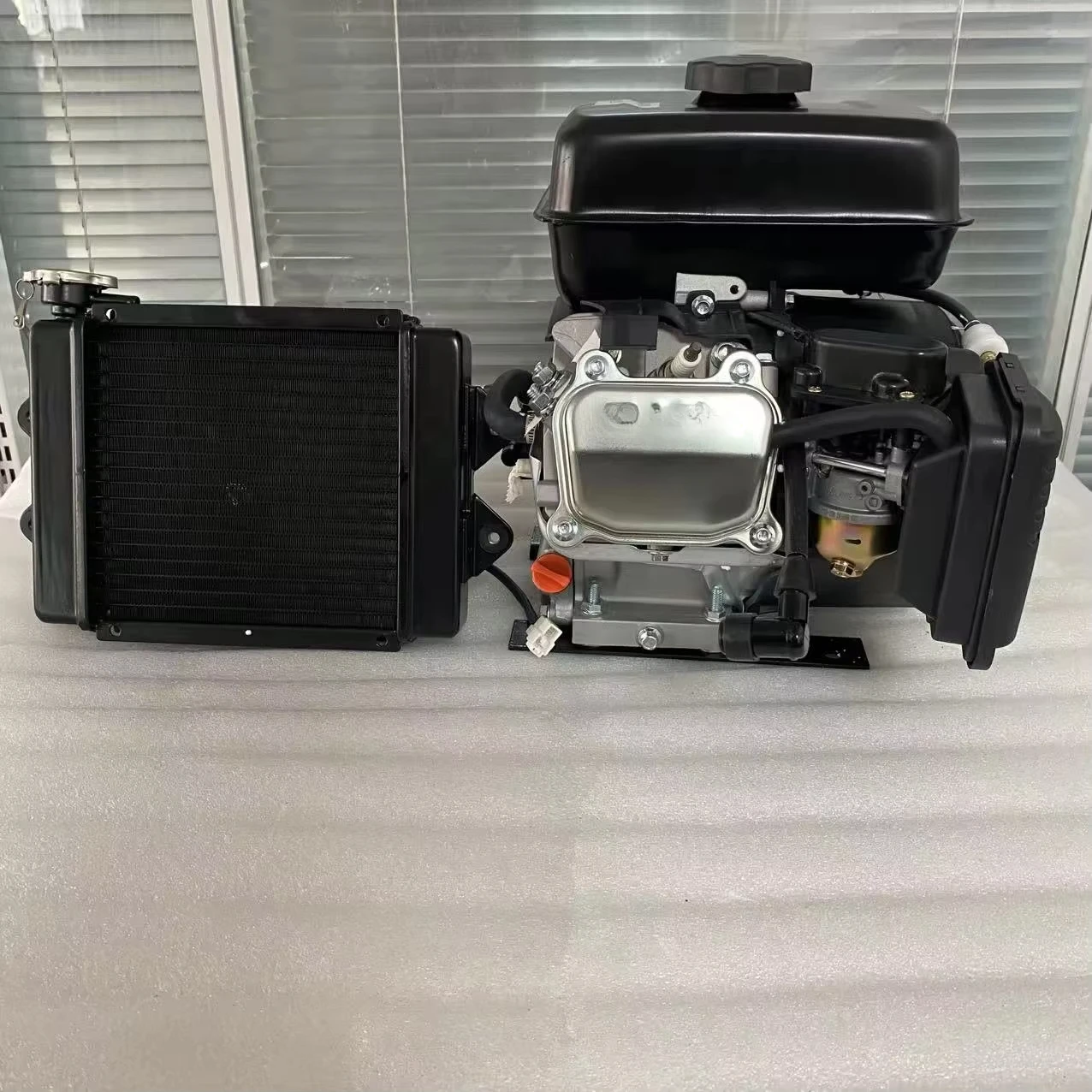 

Range Extender High-power Water-cooled Three-wheel Four-wheel Electric Vehicle Gasoline Generator