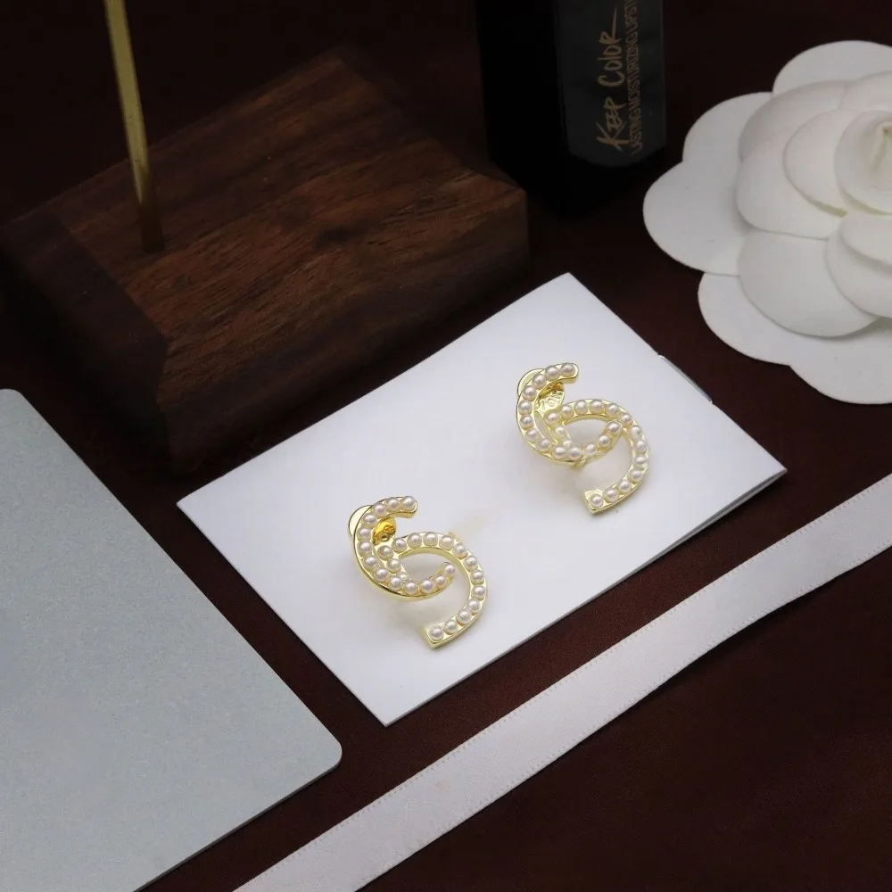 

2025 New High-End Elegant Earrings Exquisite Chic Jewelry for Women Perfect Gift for Festival Celebration