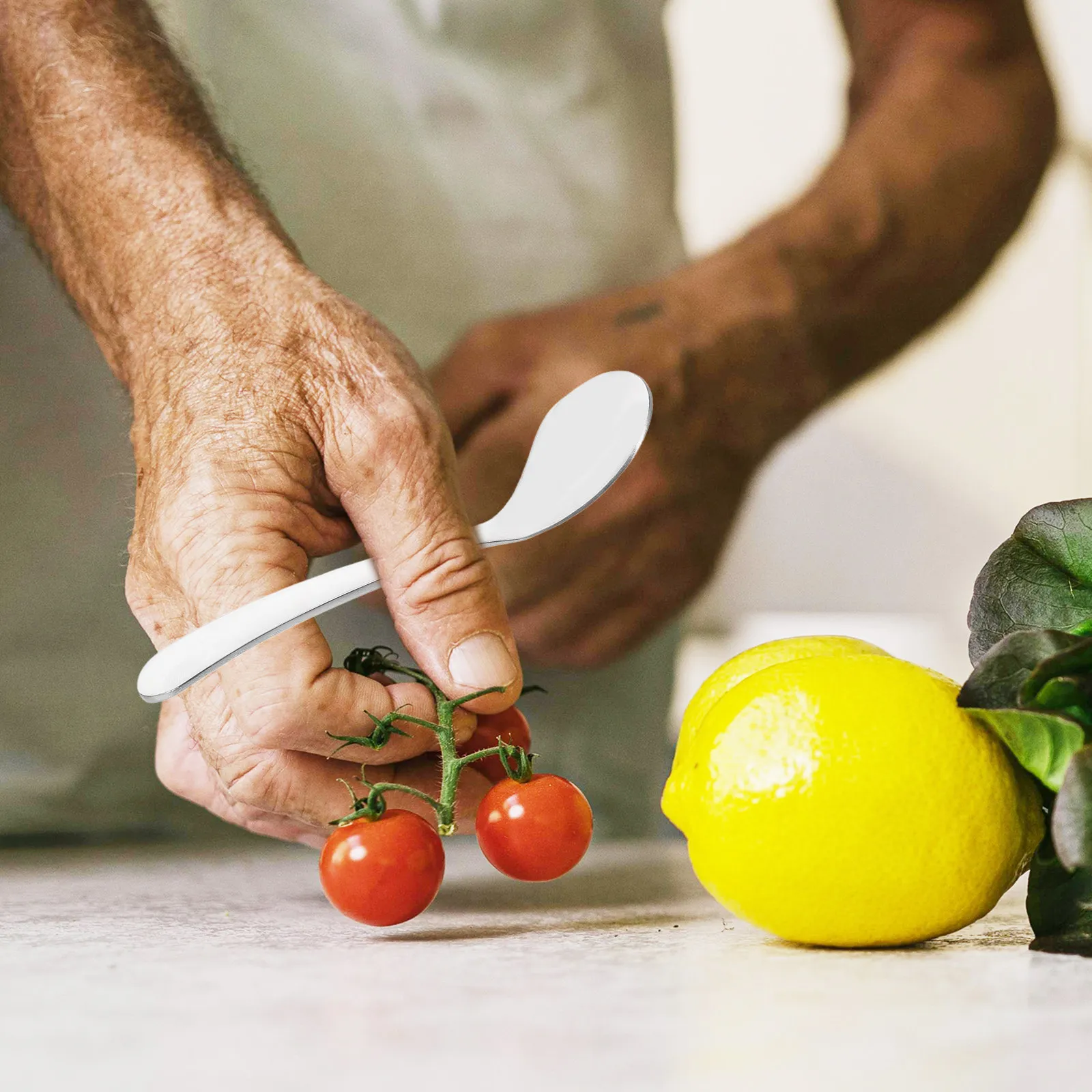 

Ergonomic Stainless Steel Feeding Spoon for Kids and Seniors Angled Design Training Utensil for Newborns Toddlers Infant Feeding