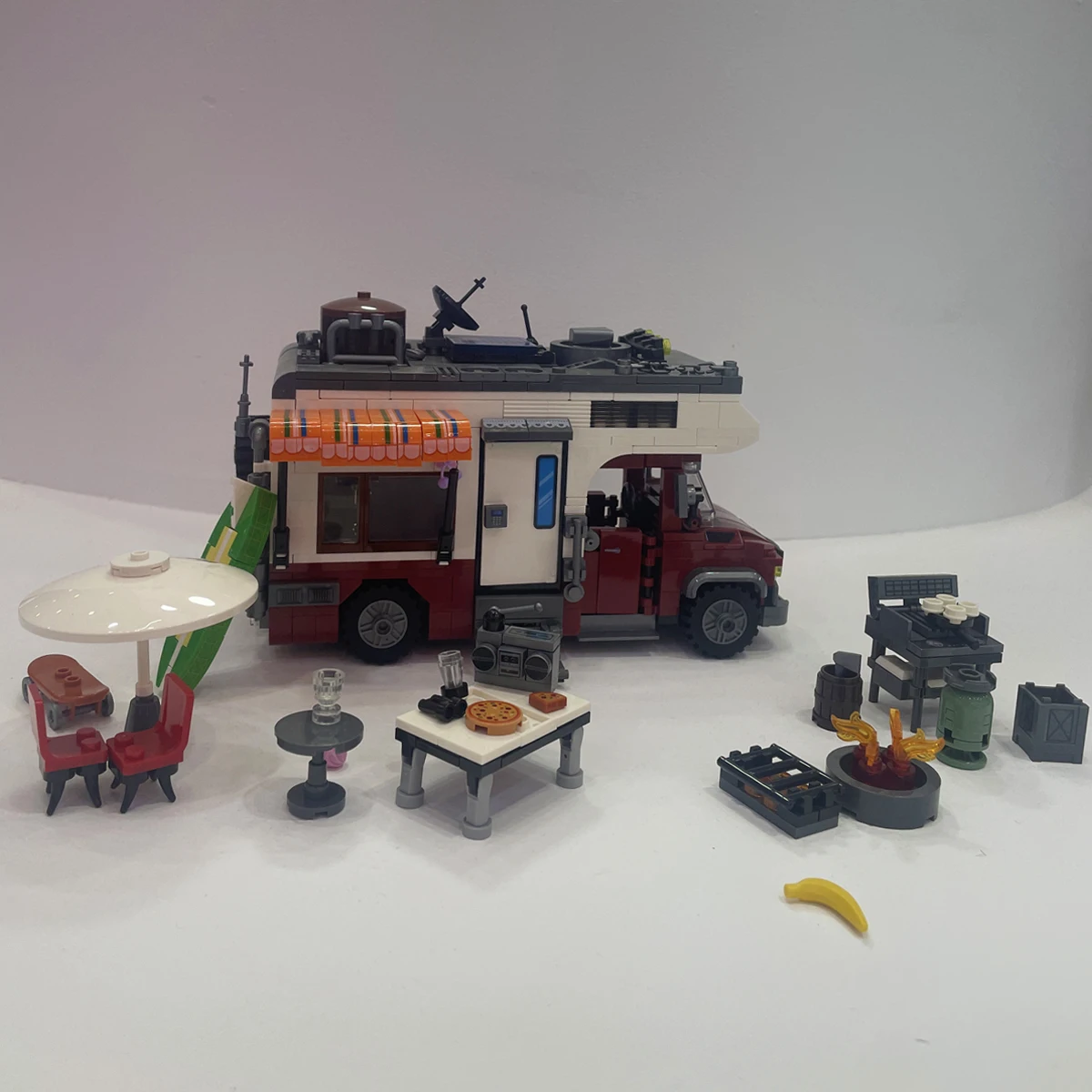 

Ideas City Camping Van Building Blocks High-Tech Camping Vehicle Car Model Bricks Toys For Kid Birthday Gift With LED MOC