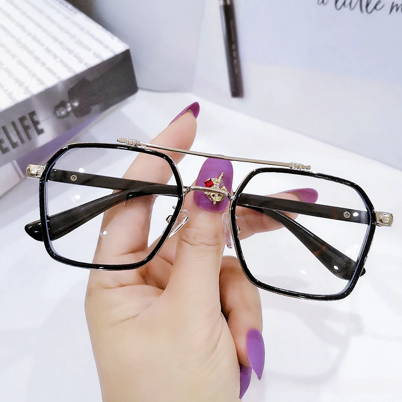 Transparent Anti Blue Light Computer Eyewear New Vintage Square Glasses Woman Man Clear Lens Retro Metal Eyeglasses Frame Unisex