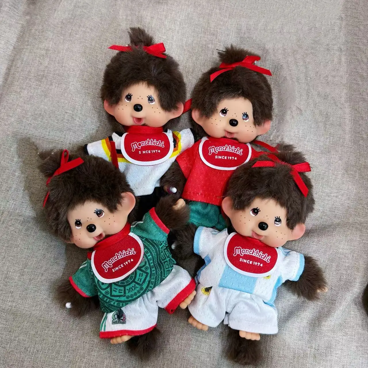 

18cm Mengqiqi Plush Keychain Pendent Plush Cute Doll Backpack Ornaments Mengqiqi Bag Charms Plush Monkey Keyrings Birthday Gift