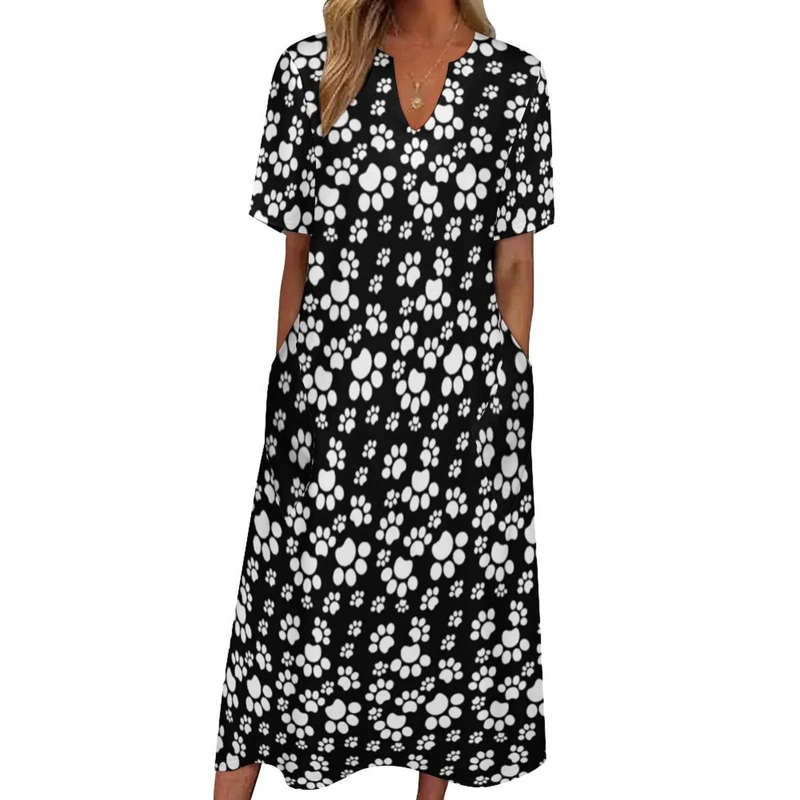 Cute Dog Paws Dress in bianco e nero moderno Maxi Dress Street Style Boho Beach abiti lunghi estate manica corta abiti grafici