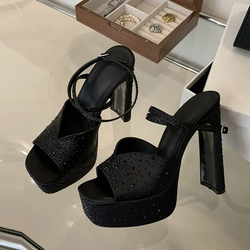 Liyke moda strass tacchi alti sandali sexy da donna cinturino alla caviglia in seta di cristallo punta quadrata femminile scarpe con plateau robuste nere