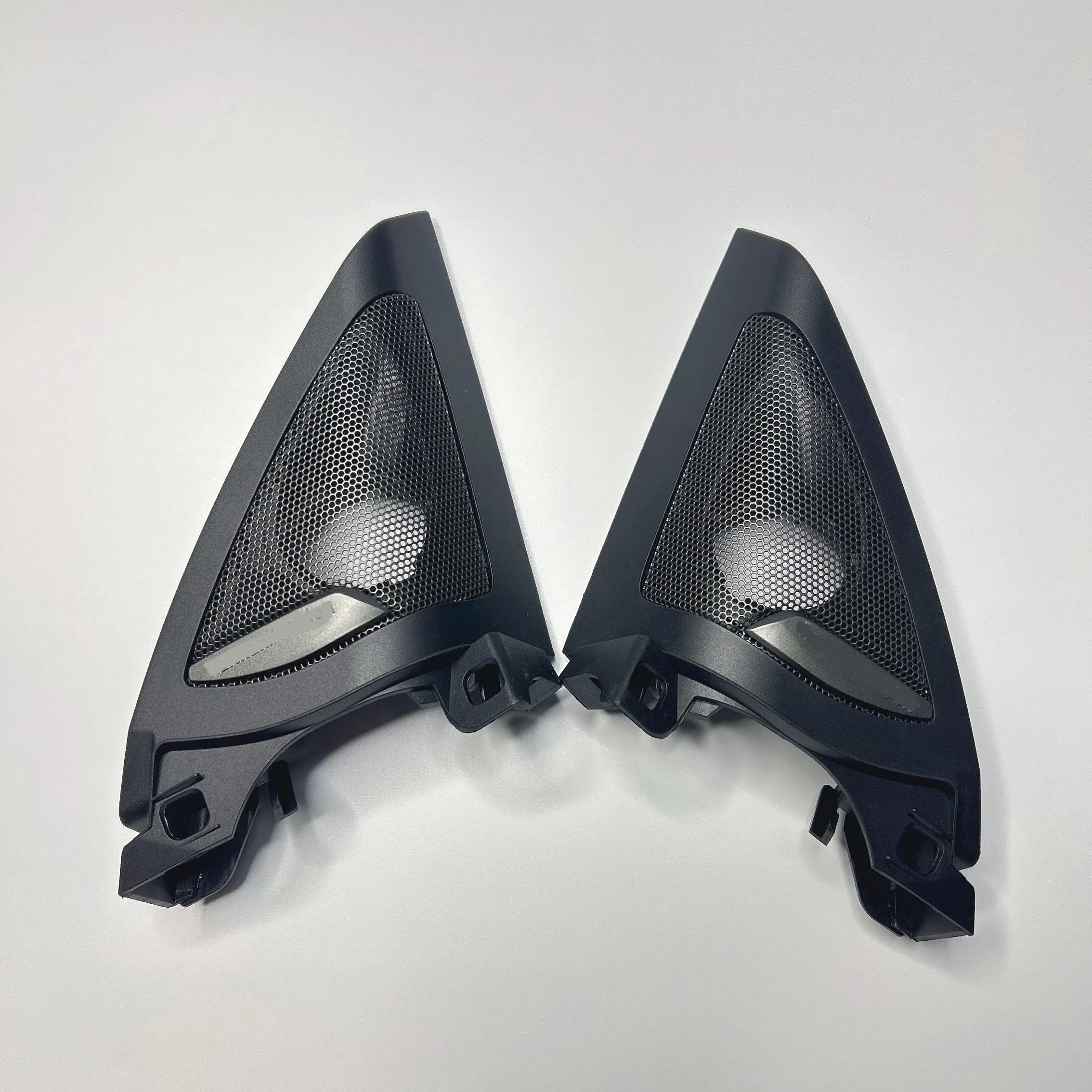 

Крышка твитера динамика передней двери автомобиля для G22 G23 G26, треугольная крышка, обновление оригинального автомобиля и замена установки