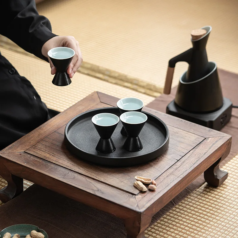 Japanese-style ceramic wine cabinet set includes 1 wine jug, 1 wine cabinet, 4 sake glasses, 1 tray and candle heater