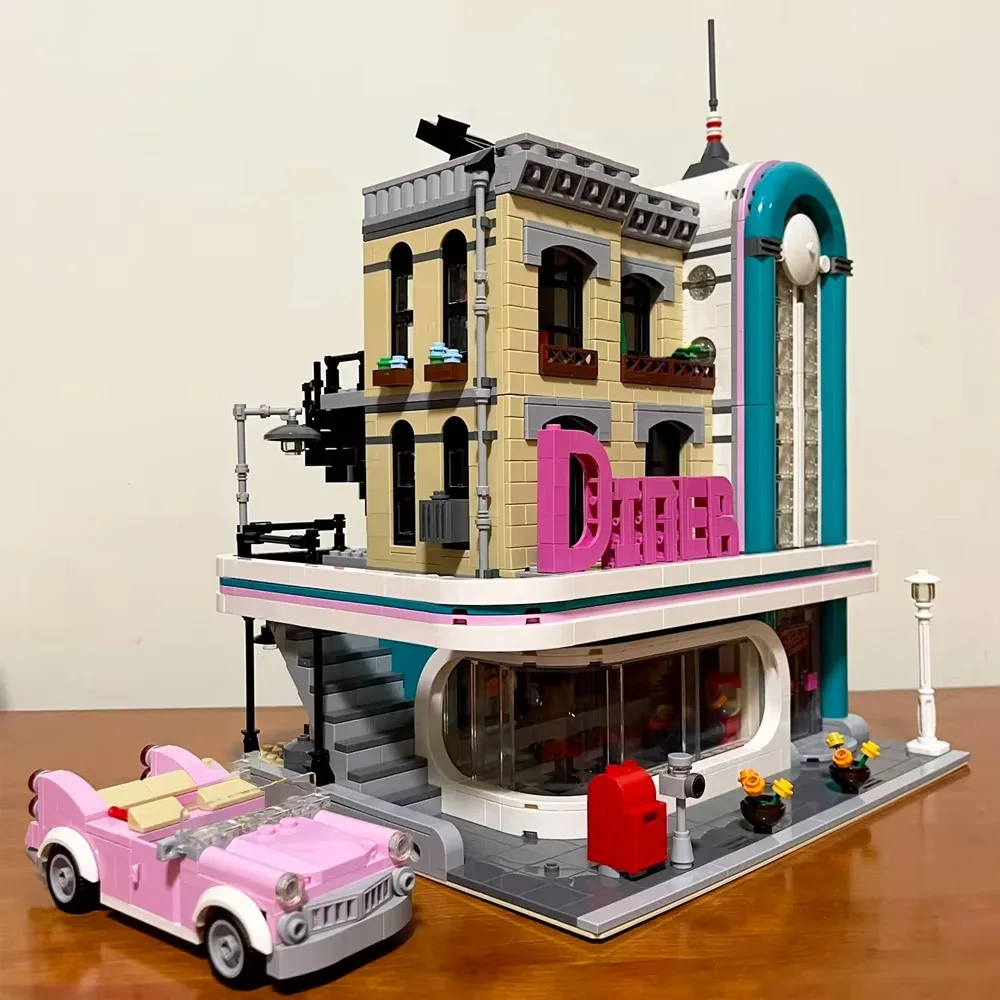 

Creative IDEAS Diner street view Architecture MOC Building Block bricks model toy for friends Kids Adult 10260 gifts 2480pcs