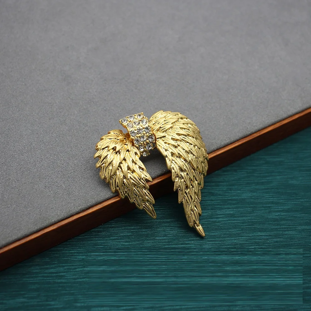 New Vintage Angel Feather Brooch in Heart Shape, For Women's Gift