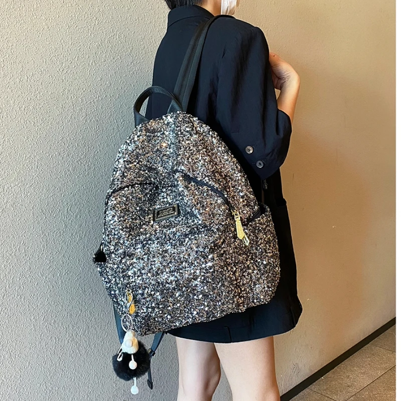 

Silver Sequined Backpack Girls Large Capacity Mochila 2025 Fashion Trend College Style Shoulder School Bag Travel Bagpack