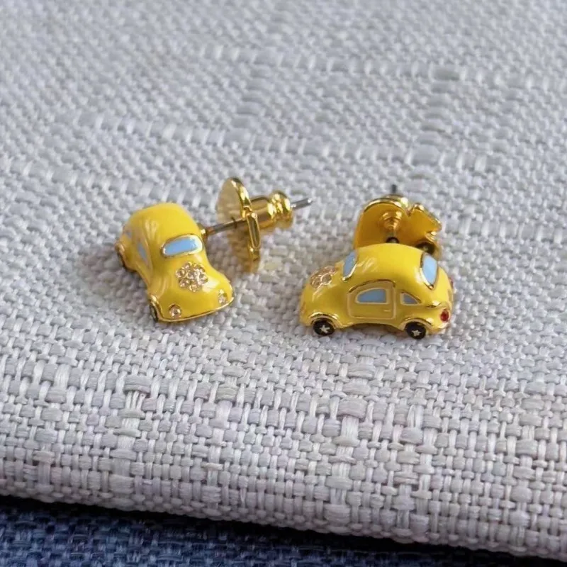 

Fashion new yellow enamel enamel diamond car pendant earrings cartoon cute gold earrings