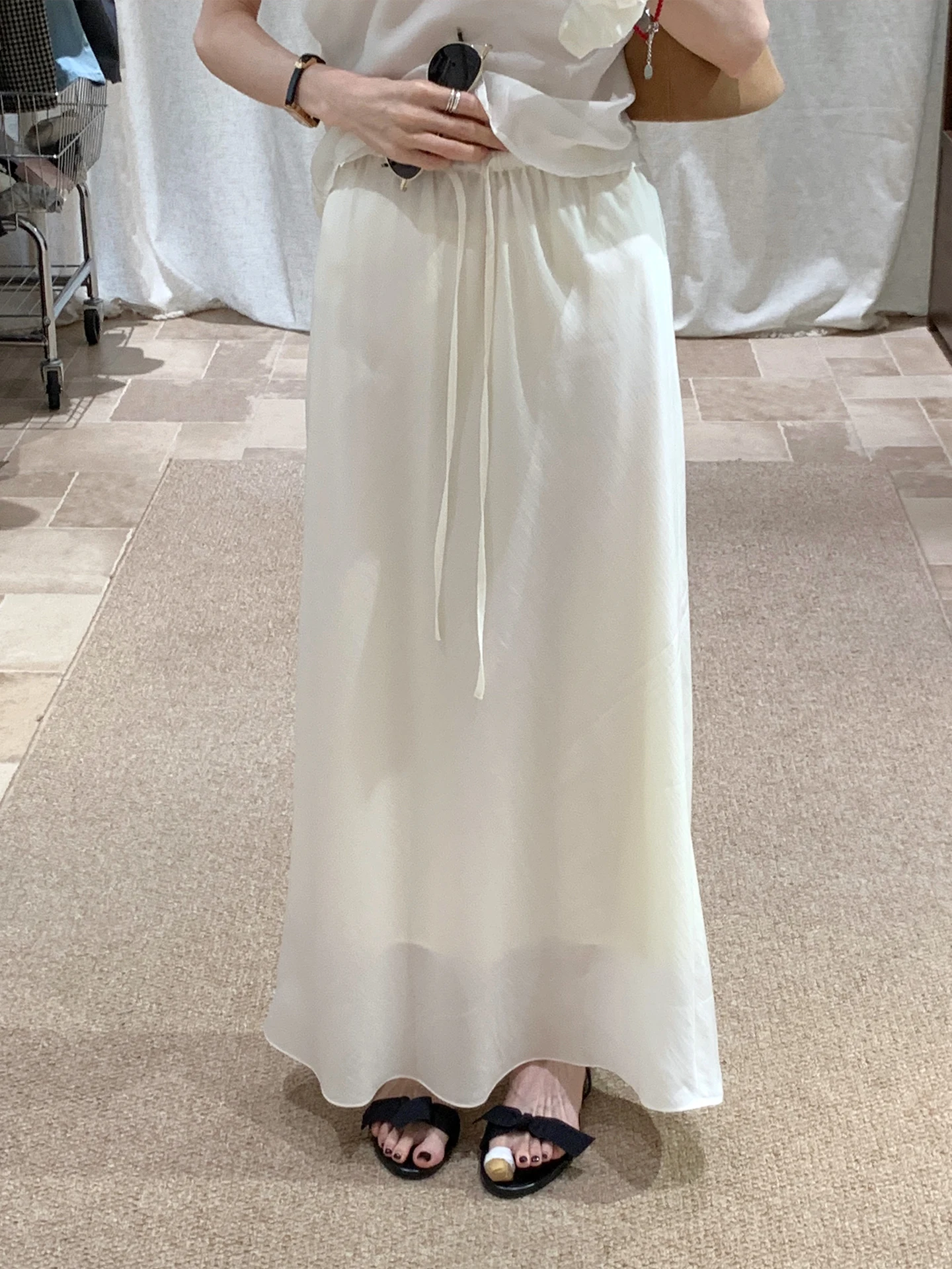 

BRIVIN Korean Sle High Waist Midi Skirt Women's Spring Summer New Loose Waist Me Belt A-Line Skirt in Beige Color