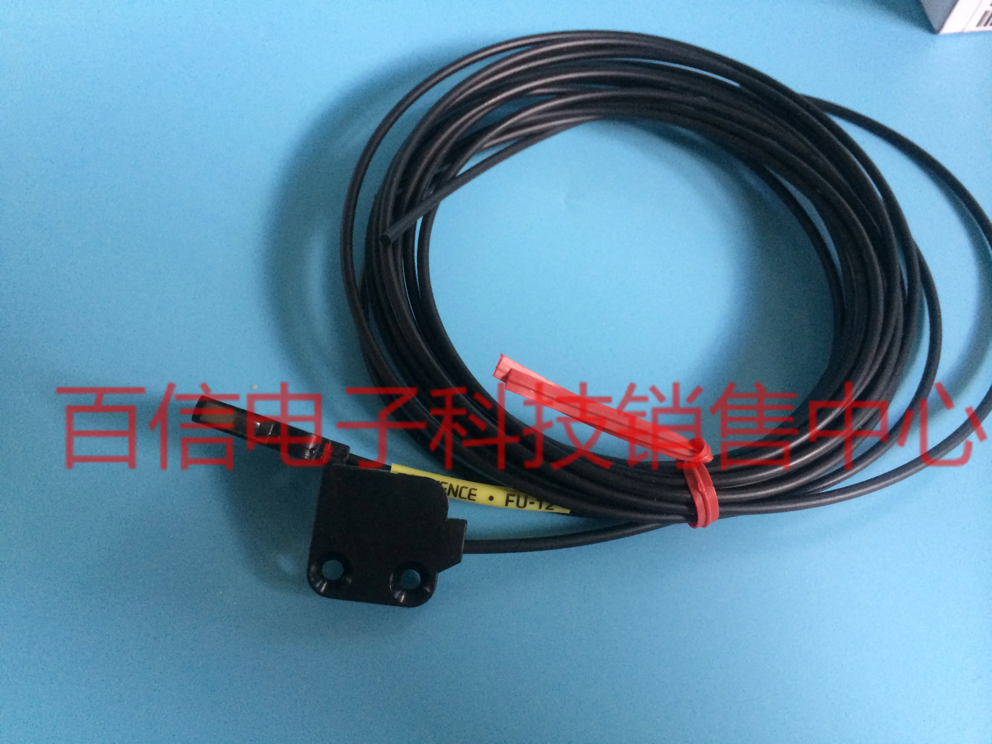 

2025 Sale of Japan KEYENCE/KEYENCE fiber optic sensor, regional firing FU-12 spot