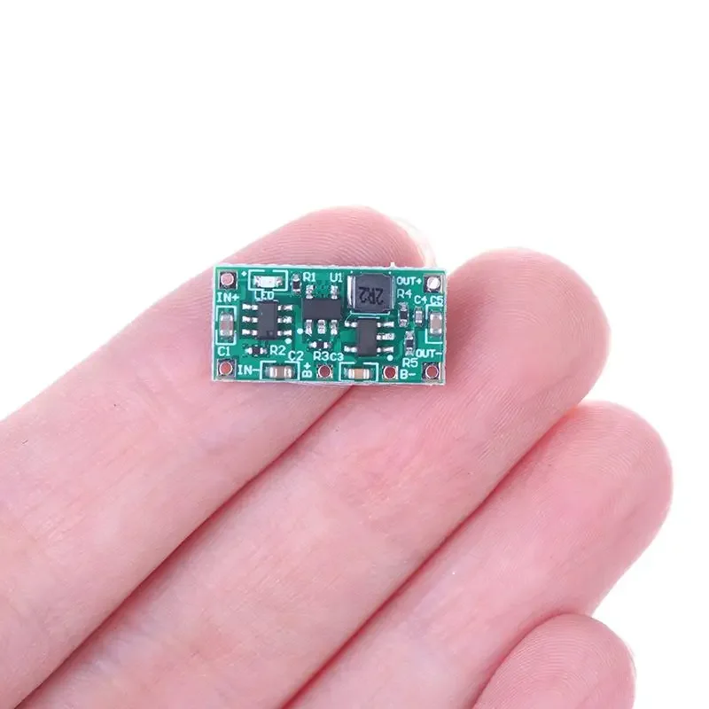 

Новые 2 сухих батареи, игрушечный пульт дистанционного управления, микроконтроллер мыши, измененный на литиевую батарею, 3 В-4,2 В, зарядка и разрядка 3 В