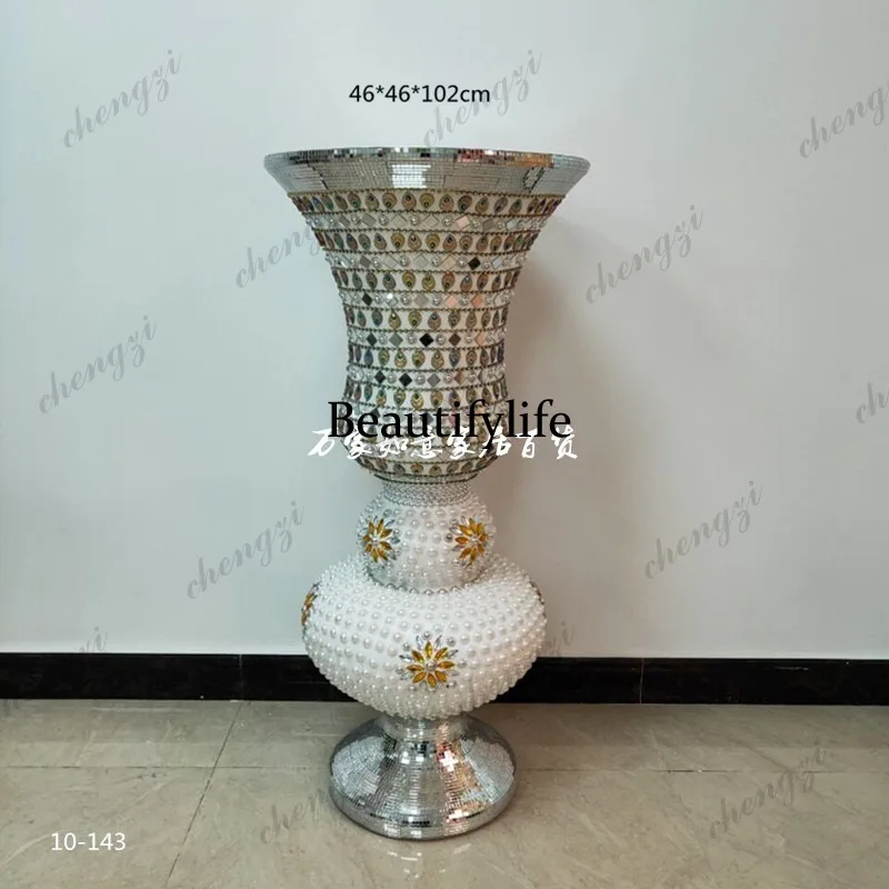 A95 simple and elegant sticker chain pearl crystal fiberglass vase flower arrangement hotel mall decoration