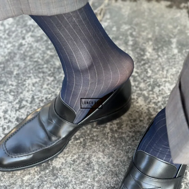 

Multicolor Sheer Men Thin Dress Tube Socks Solid Color Business Stockings Men Sexy Translucent High Tube Wide Striped Silk Socks