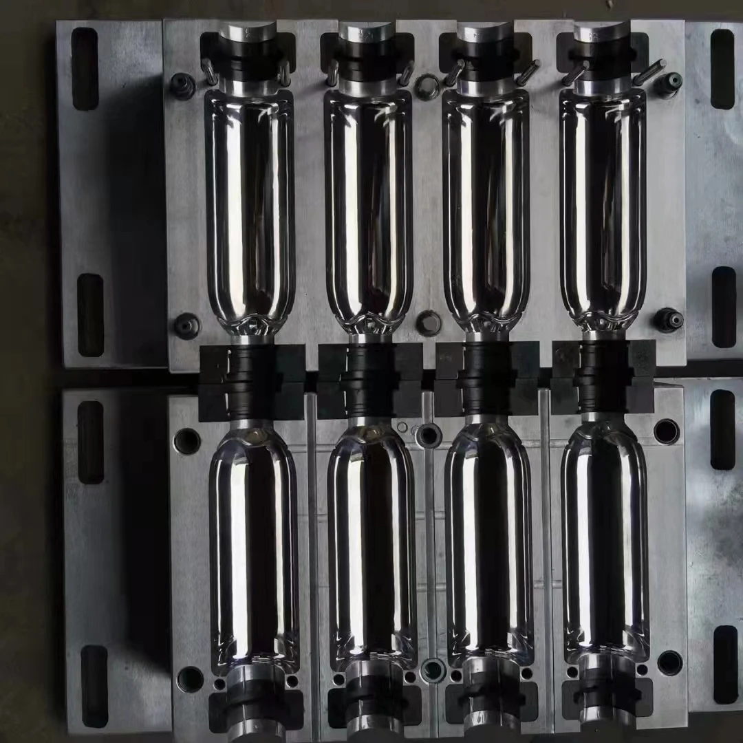 تخصيص آلة نفخ الزجاجات الأوتوماتيكية بالكامل المتينة سعة 5 لتر مناسبة لمعدات زجاجات PET