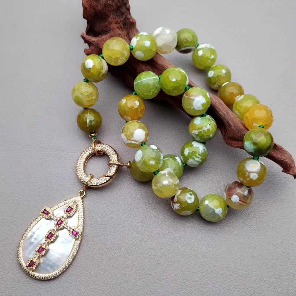 YYGEM whiteteardrop sea shell  shape fuchsia cz pave cross pendant 14MM green agate faceted round necklace
